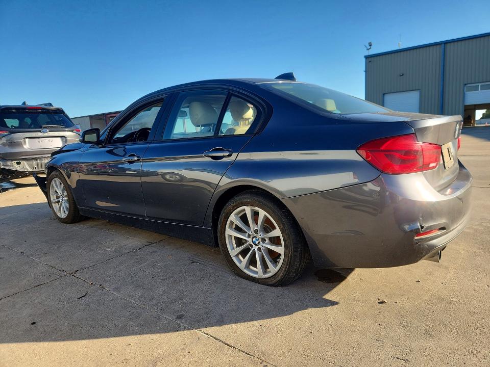 2017 Bmw 320 მანქანა იყიდება აუქციონზე, vin: WBA8A9C38HK864849, აუქციონის ნომერი: 71392676