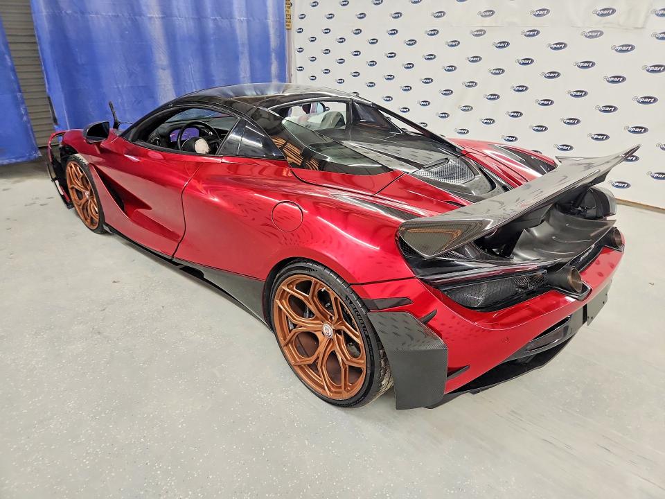 71142806 :رقم المزاد ، SBM14FCA9LW005349 vin ، 2020 Mclaren Automotive 720s مزاد بيع