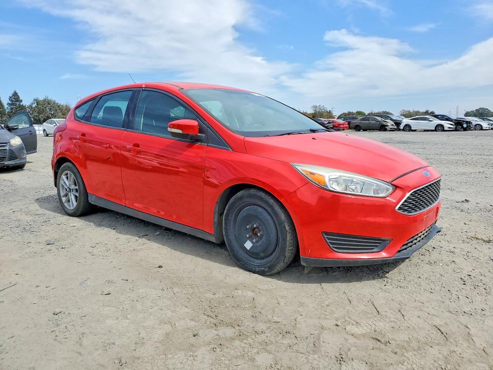 71504676 :رقم المزاد ، 1FADP3K26HL285770 vin ، 2017 Ford Focus مزاد بيع