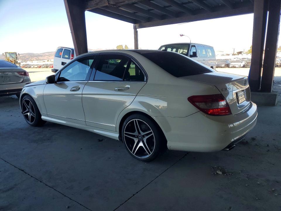 2010 Mercedes-benz C მანქანა იყიდება აუქციონზე, vin: WDDGF5EB7AR111166, აუქციონის ნომერი: 72600206