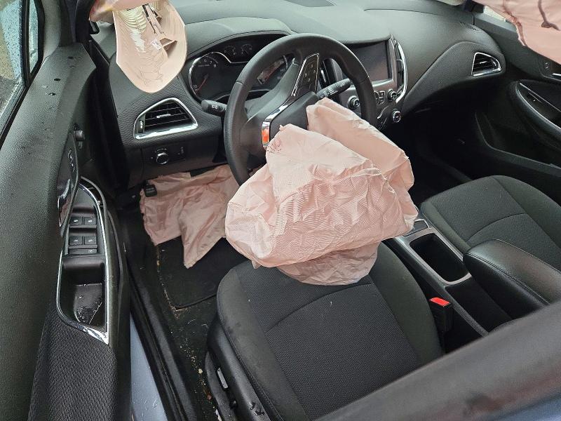 2017 Chevrolet Cruze მანქანა იყიდება აუქციონზე, vin: 1G1BE5SMXH7129530, აუქციონის ნომერი: 70959976