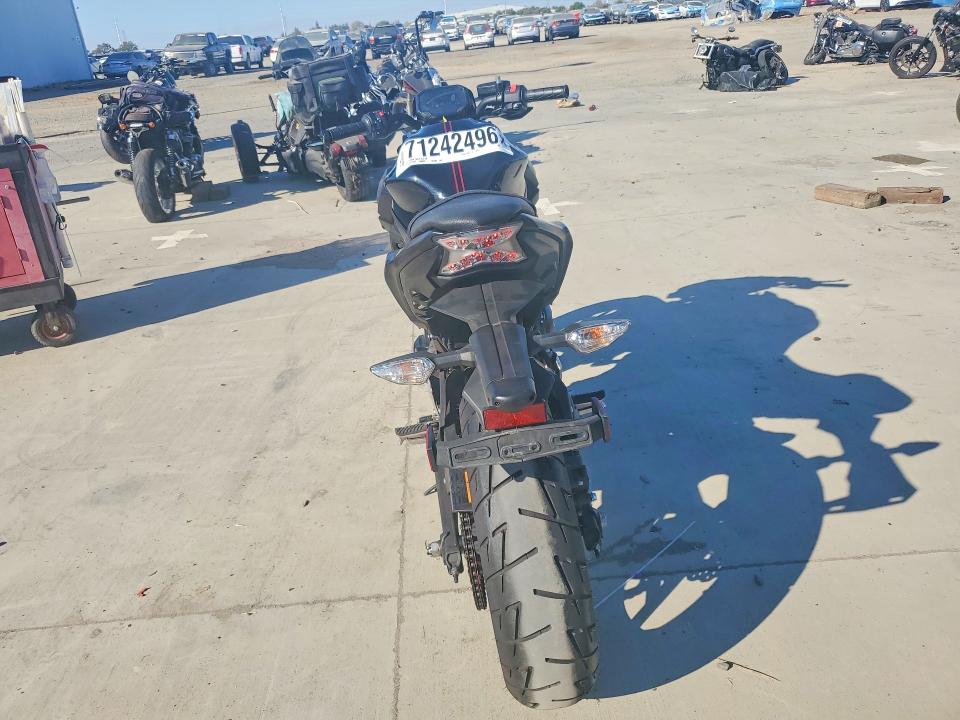 Продажа на аукционе авто 2020 Kawasaki Er650, vin: ML5EREK11LDA13297, номер лота: 71242496