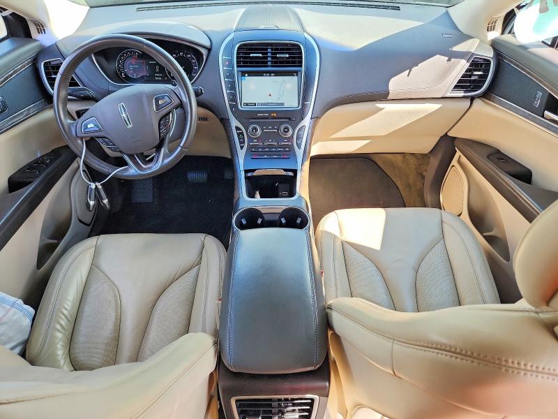 71332356 :رقم المزاد ، 2LMPJ6KR2HBL28427 vin ، 2017 Lincoln Mkx مزاد بيع