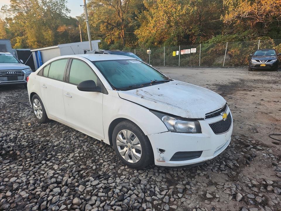 72180056 :رقم المزاد ، 1G1PA5SGXF7281865 vin ، 2015 Chevrolet Cruze مزاد بيع