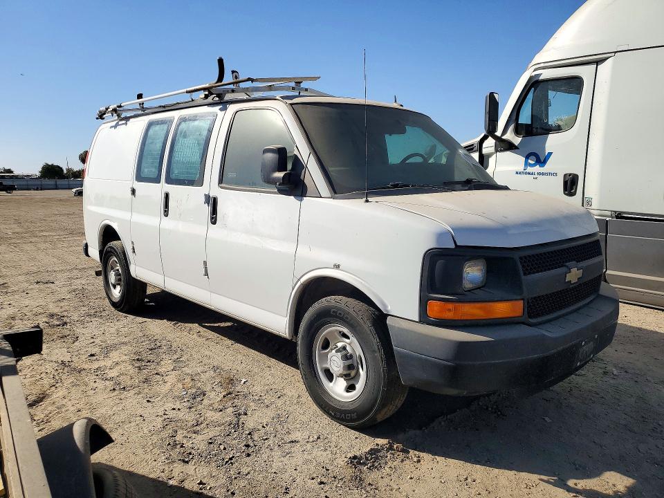 Продаж на аукціоні авто 2015 Chevrolet Express G2500, vin: 1GCWGFCF4F1229468, номер лоту: 70664606