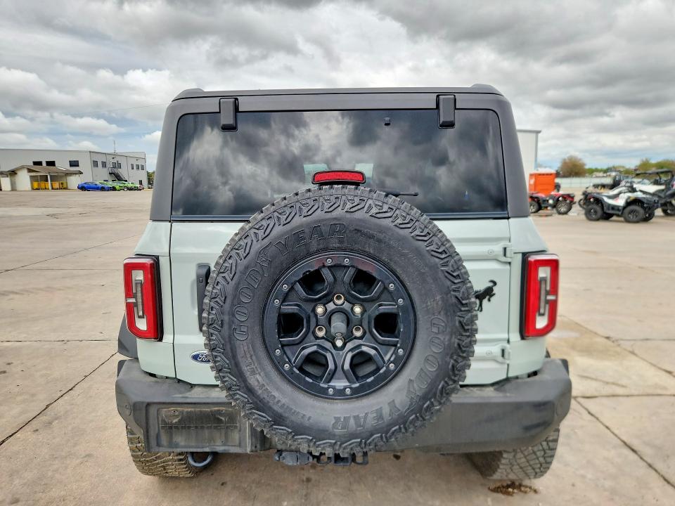2023 Ford Bronco მანქანა იყიდება აუქციონზე, vin: 1FMDE5CP8PLC05627, აუქციონის ნომერი: 71043876