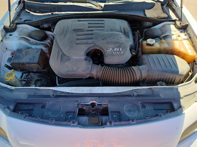 2018 Chrysler 300 მანქანა იყიდება აუქციონზე, vin: 2C3CCABG2JH243654, აუქციონის ნომერი: 71772156
