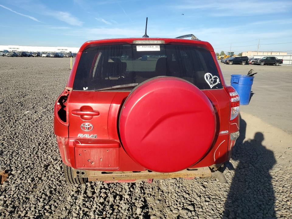 2011 Toyota Rav4 მანქანა იყიდება აუქციონზე, vin: 2T3BF4DV5BW098588, აუქციონის ნომერი: 71873216