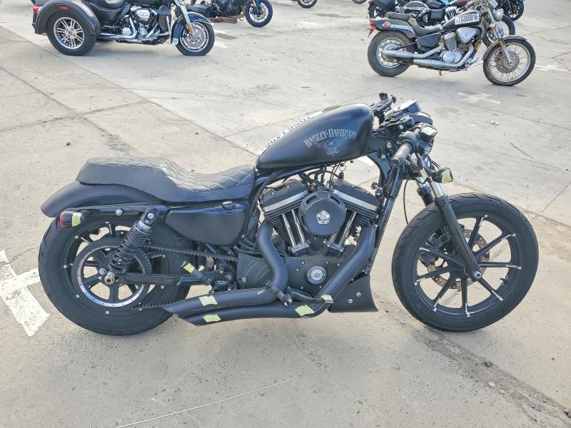 70561496 :رقم المزاد ، 1HD4LE216HC410032 vin ، 2017 Harley-davidson Xl883 مزاد بيع