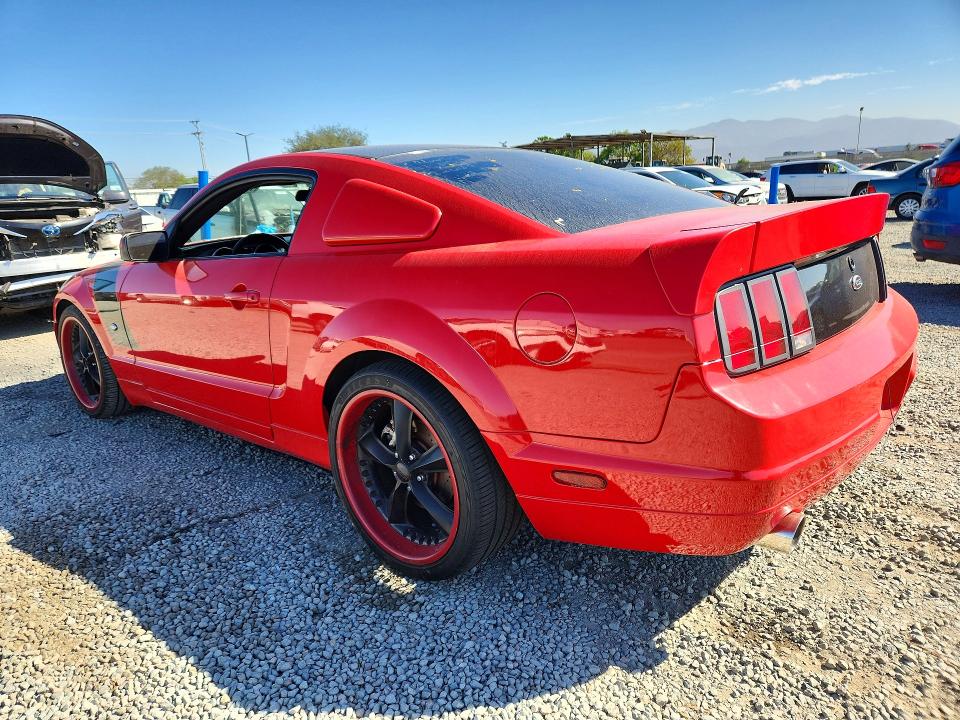 72408276 :رقم المزاد ، 1ZVHT82H275255559 vin ، 2007 Ford Mustang مزاد بيع