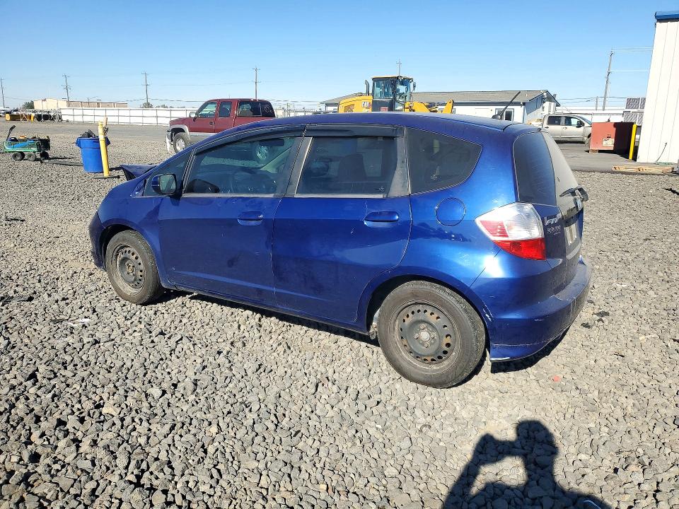 2013 Honda Fit მანქანა იყიდება აუქციონზე, vin: JHMGE8H32DC034067, აუქციონის ნომერი: 73126556