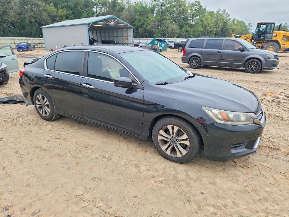 71810946 :رقم المزاد ، 1HGCR2F38DA091715 vin ، 2013 Honda Accord مزاد بيع