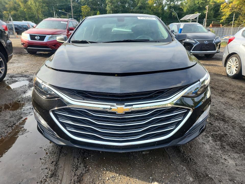 71794466 :رقم المزاد ، 1G1ZD5ST5KF154325 vin ، 2019 Chevrolet Malibu مزاد بيع