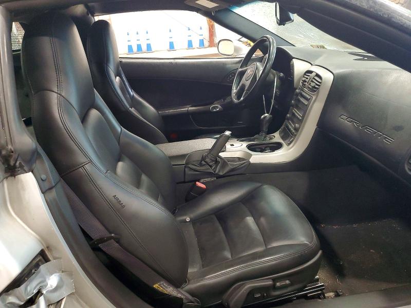 71535086 :رقم المزاد ، 1G1YY24U355134704 vin ، 2005 Chevrolet Corvette مزاد بيع