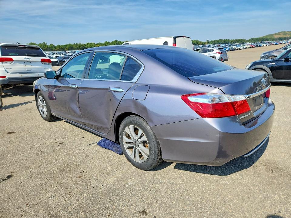 Продажа на аукционе авто 2015 Honda Accord, vin: 1HGCR2F34FA188364, номер лота: 71210836