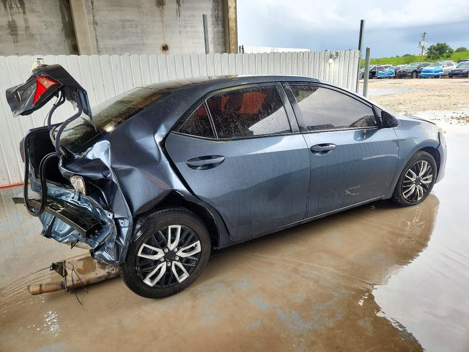 71940256 :رقم المزاد ، 2T1BURHE1JC074195 vin ، 2018 Toyota Corolla مزاد بيع