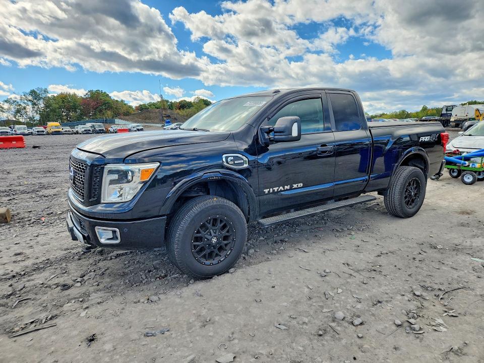 Продажа на аукционе авто 2017 Nissan Titan Xd, vin: 1N6BA1C48HN554456, номер лота: 71239806