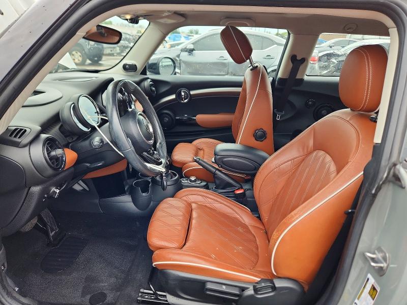 2020 Mini Cooper მანქანა იყიდება აუქციონზე, vin: WMWXR5C01L2L53821, აუქციონის ნომერი: 71065656