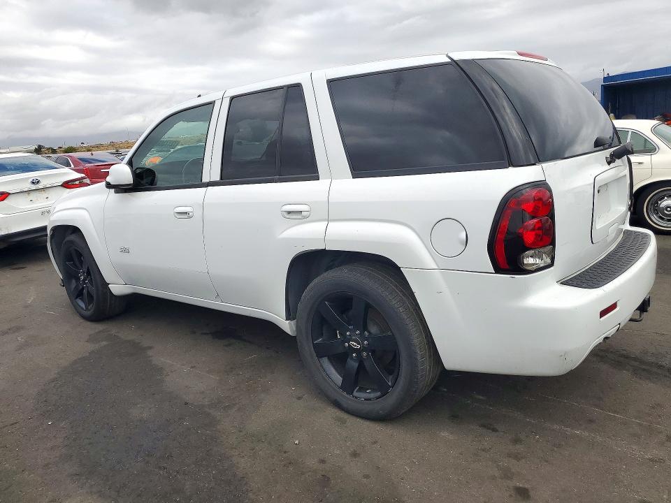 72773086 :رقم المزاد ، 1GNES13H472176885 vin ، 2007 Chevrolet Trailblazer مزاد بيع