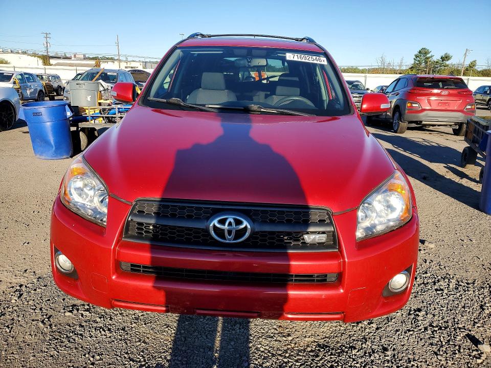 Продаж на аукціоні авто 2011 Toyota Rav4, vin: JTMRK4DV6B5102830, номер лоту: 71692546