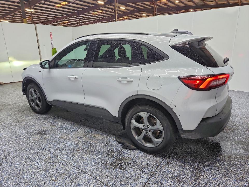 71660686 :رقم المزاد ، 1FMCU9NA9SUB01309 vin ، 2025 Ford Escape مزاد بيع