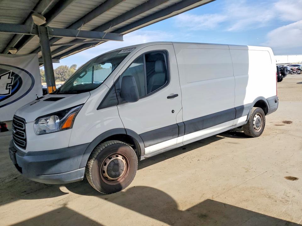 71301046 :رقم المزاد ، 1FTYR2YM2KKA52927 vin ، 2019 Ford Transit مزاد بيع