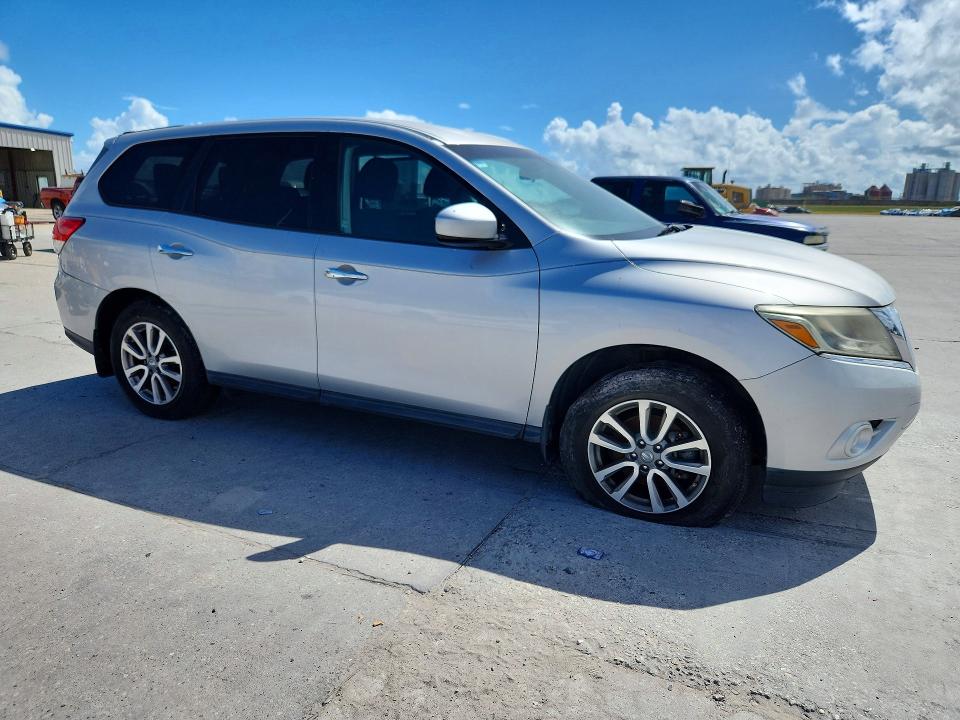 70563846 :رقم المزاد ، 5N1AR2MN8DC683139 vin ، 2013 Nissan Pathfinder مزاد بيع