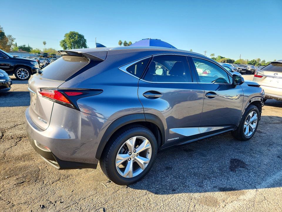 Продаж на аукціоні авто 2017 Lexus Nx, vin: JTJBJRBZ0H2052120, номер лоту: 72225776