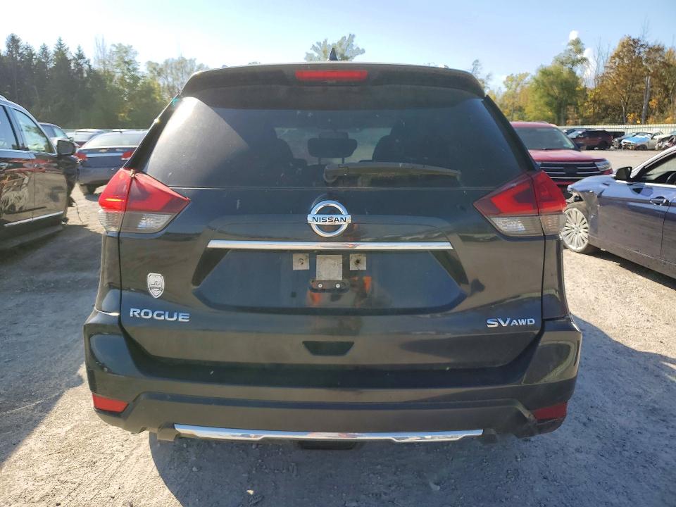 72244276 :رقم المزاد ، JN8AT2MV0JW306082 vin ، 2018 Nissan Rogue مزاد بيع