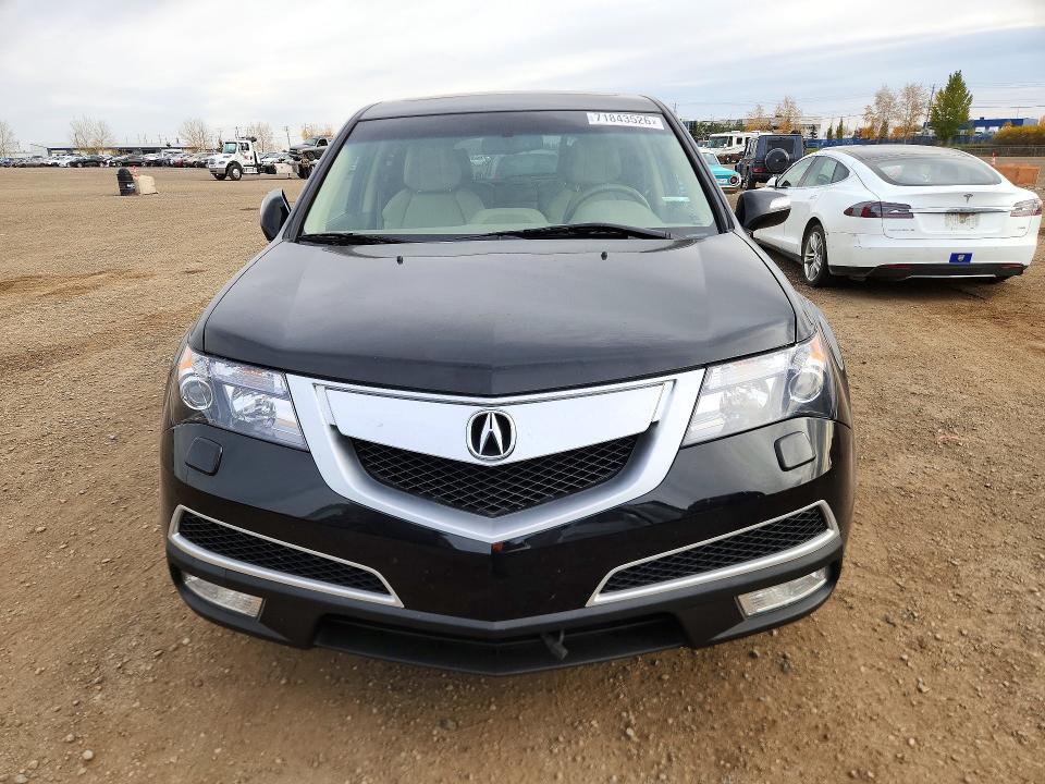 71843526 :رقم المزاد ، 2HNYD2H60BH000102 vin ، 2011 Acura Mdx مزاد بيع