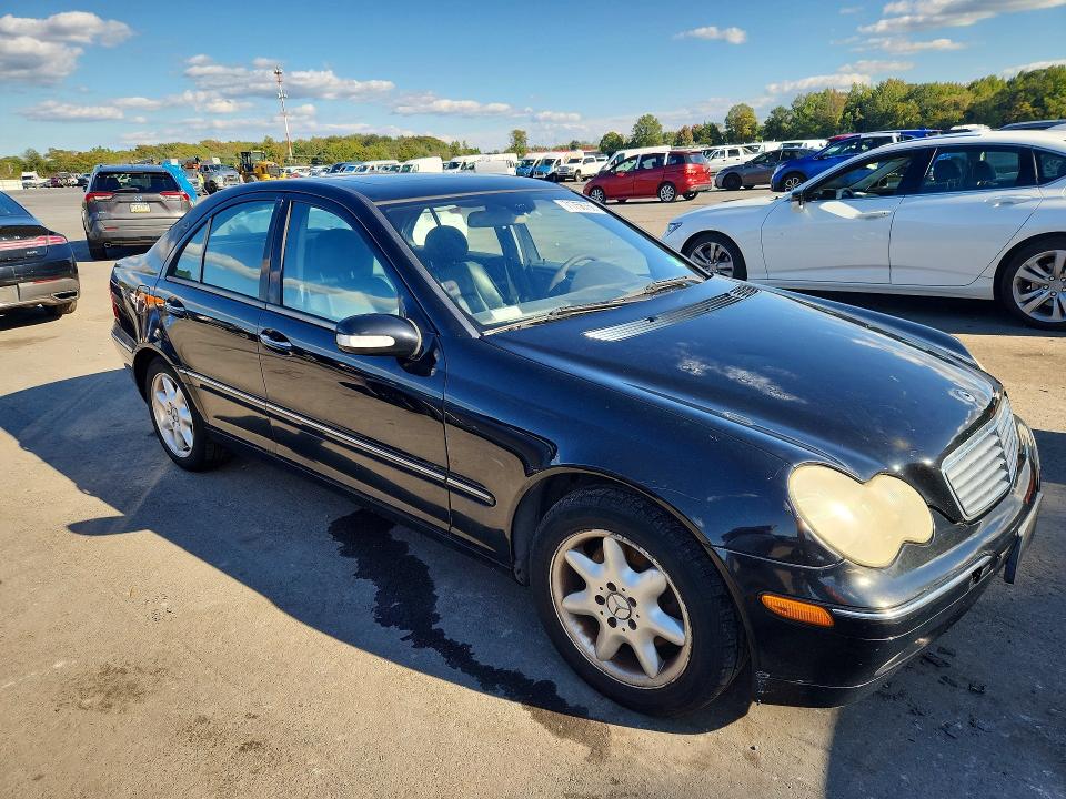 71756766 :رقم المزاد ، WDBRF81J64F443332 vin ، 2004 Mercedes-benz C مزاد بيع