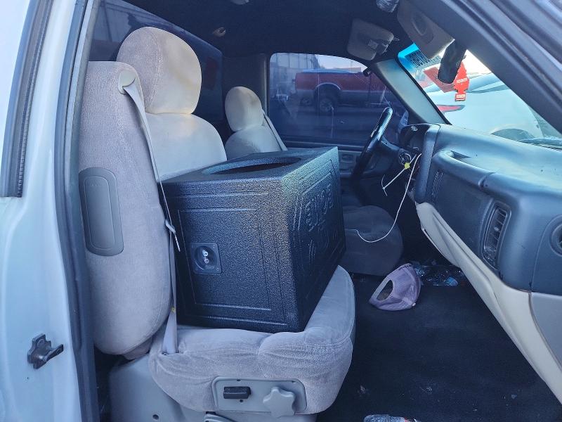 Продажа на аукционе авто 2000 Chevrolet Silverado, vin: 1GCEC14W9YZ278839, номер лота: 71108796