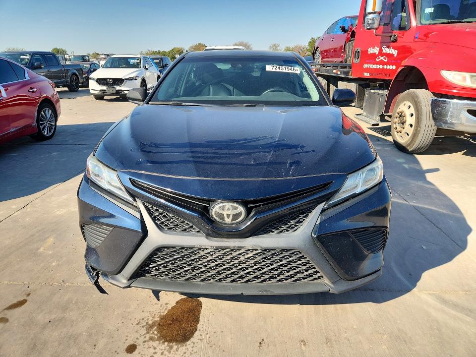 2020 Toyota Camry მანქანა იყიდება აუქციონზე, vin: 4T1G11AK1LU877199, აუქციონის ნომერი: 72451946
