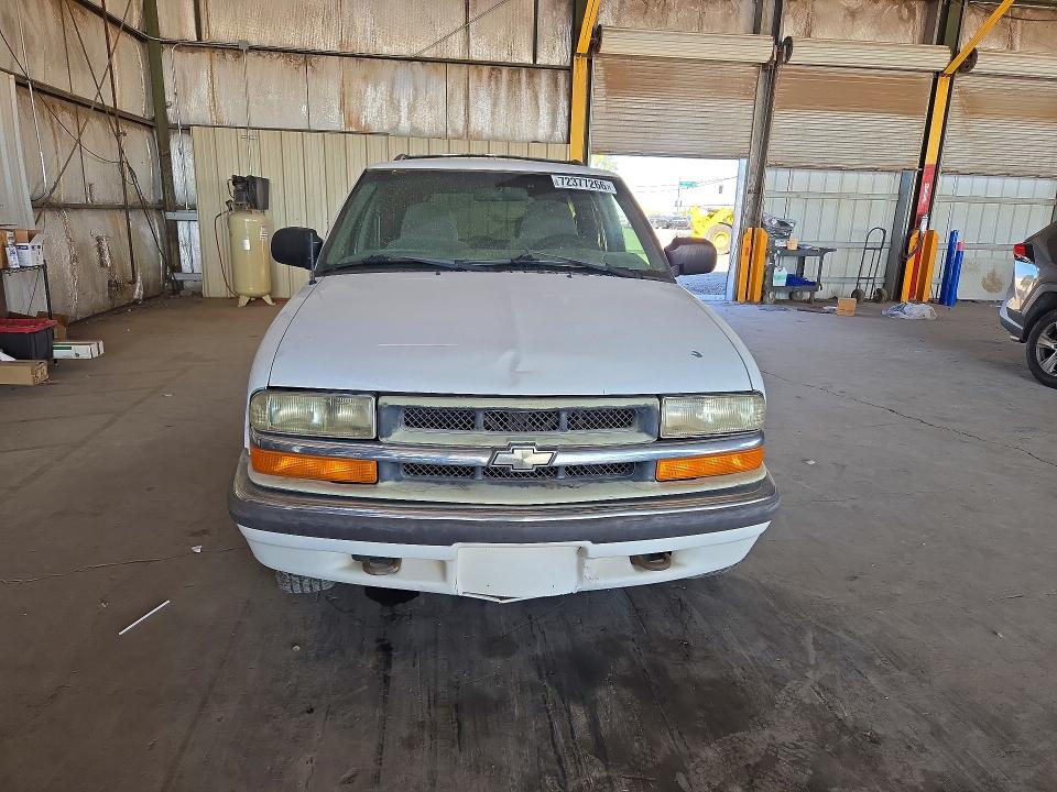 Aukcja sprzedaży 2001 Chevrolet Blazer, vin: 1GNDT13W612228421, numer aukcji: 72377266