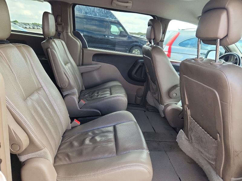 72962386 :رقم المزاد ، 2C4RC1BGXER111697 vin ، 2014 Chrysler Town & Country مزاد بيع