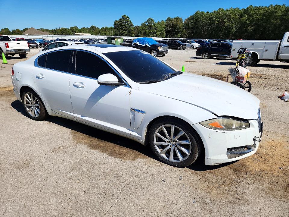 2013 Jaguar Xf მანქანა იყიდება აუქციონზე, vin: SAJWA0ES5DPS97623, აუქციონის ნომერი: 72378706