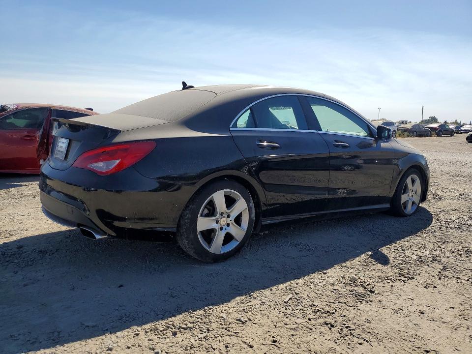 71559706 :رقم المزاد ، WDDSJ4EB9FN249292 vin ، 2015 Mercedes-benz Cla مزاد بيع