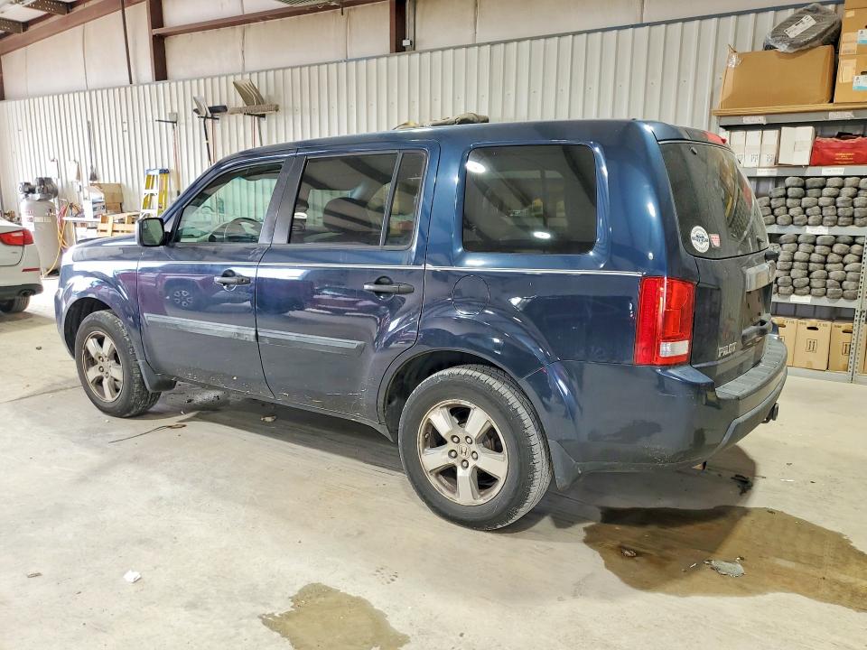 71584156 :رقم المزاد ، 5FNYF4H27BB069495 vin ، 2011 Honda Pilot مزاد بيع