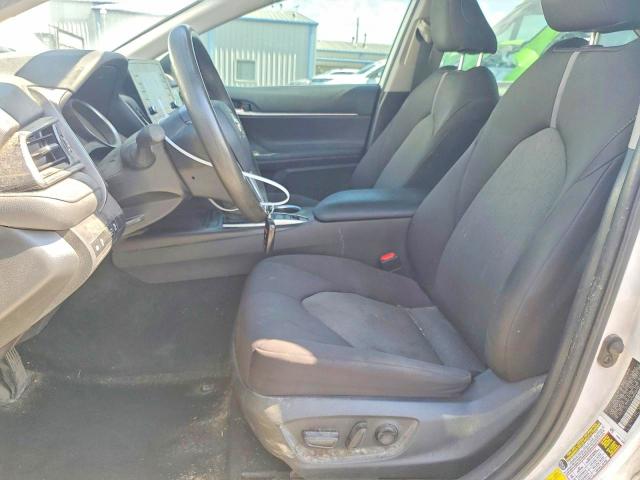 Продаж на аукціоні авто 2021 Toyota Camry, vin: 4T1C31AK5MU568569, номер лоту: 70785216