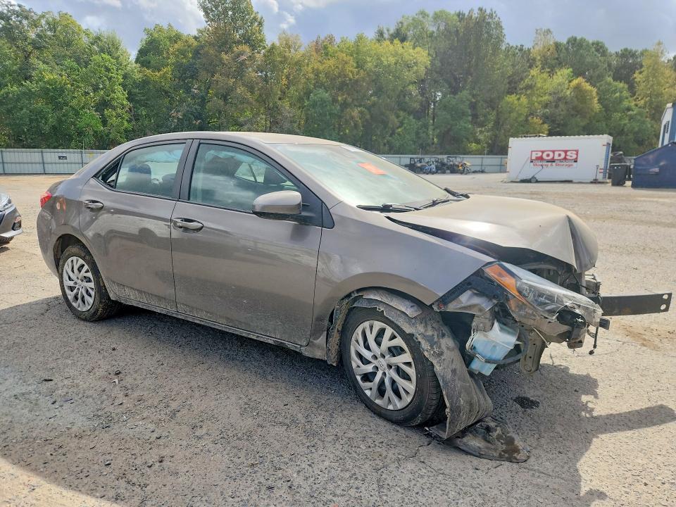 71177886 :رقم المزاد ، 5YFBURHE0KP871698 vin ، 2019 Toyota Corolla مزاد بيع