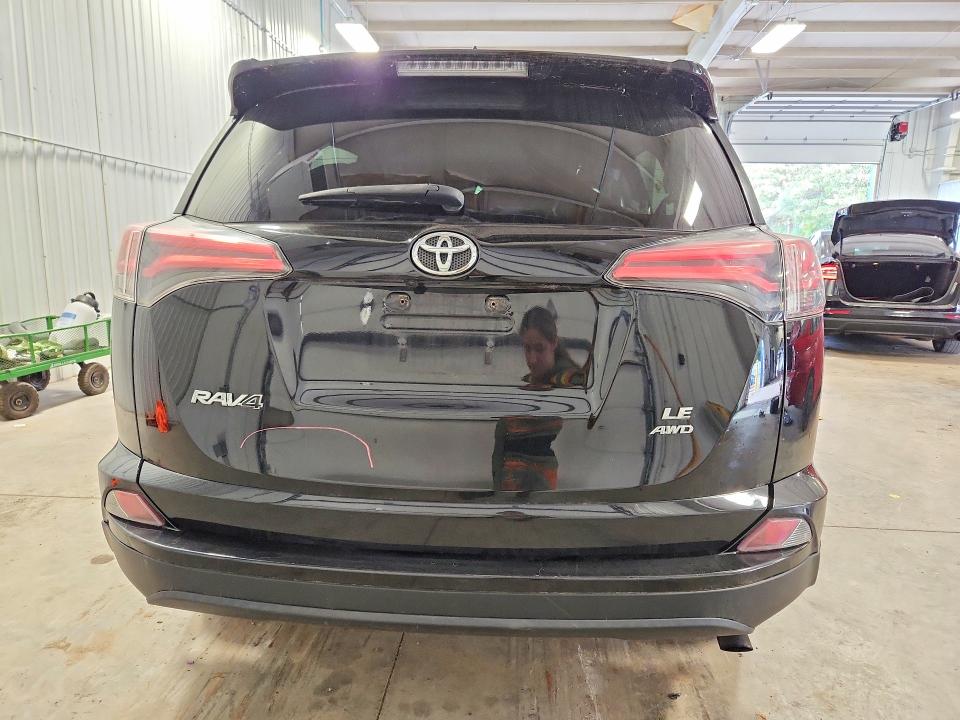 Продаж на аукціоні авто 2016 Toyota Rav4, vin: 2T3BFREV0GW527574, номер лоту: 71031216