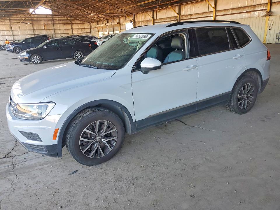 Auction sale of the 2018 Volkswagen Tiguan, vin: 3VV3B7AX3JM214251, lot number: 71272286