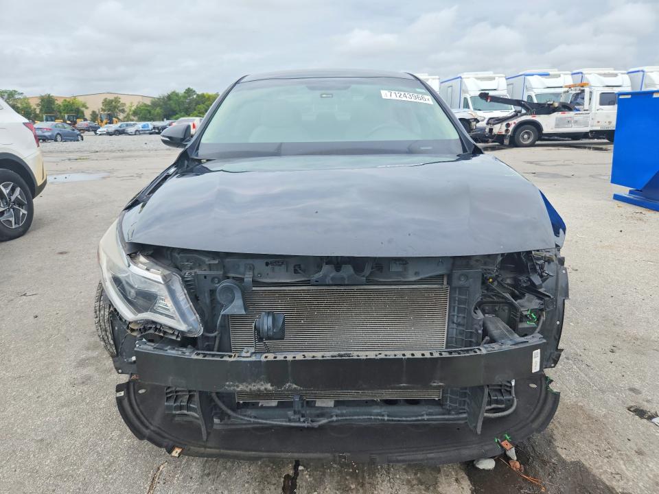 Продажа на аукционе авто 2018 Kia Optima, vin: 5XXGT4L35JG261630, номер лота: 71243966
