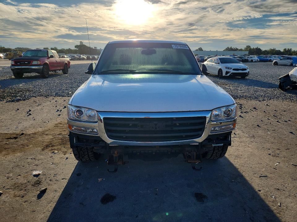 Продаж на аукціоні авто 2005 Gmc New Sierra, vin: 1GTEC14V75Z170559, номер лоту: 70786606