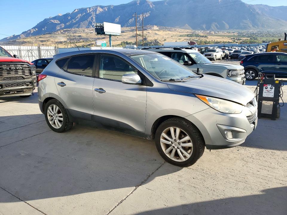 2010 Hyundai Tucson მანქანა იყიდება აუქციონზე, vin: KM8JUCAC1AU034084, აუქციონის ნომერი: 71890826