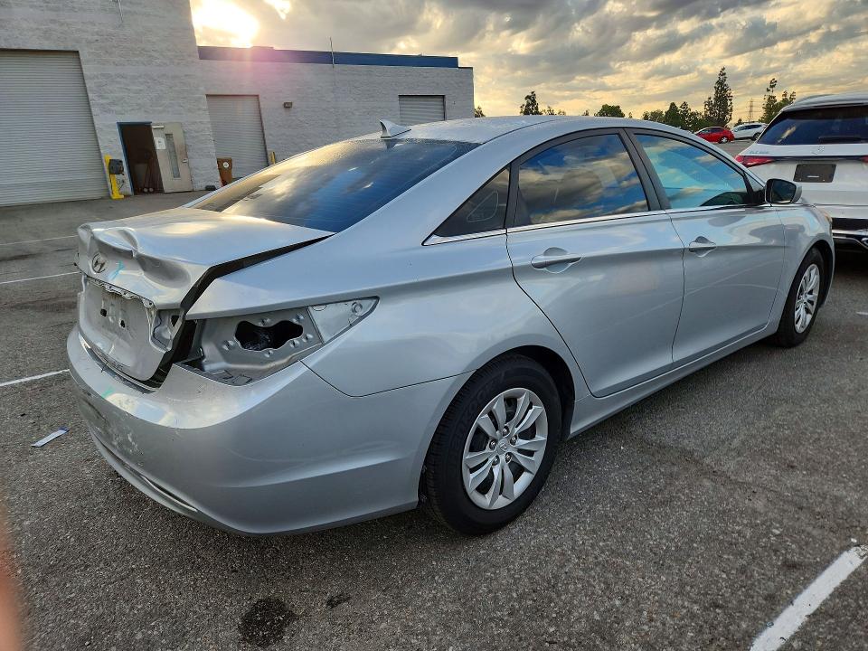 Auction sale of the 2011 Hyundai Sonata, vin: 5NPEB4AC4BH011069, lot number: 72639006