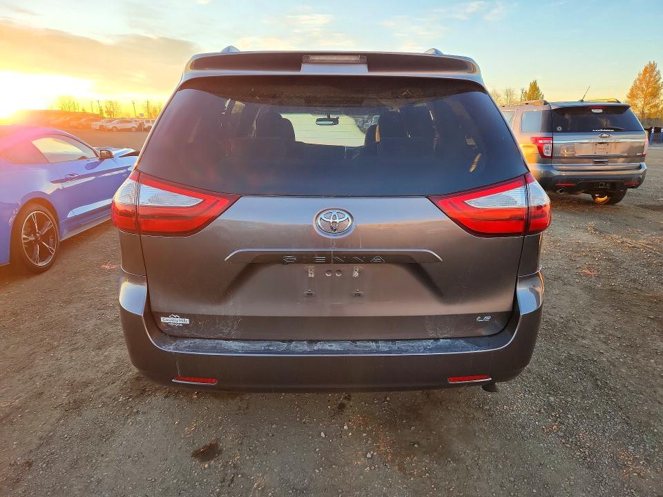 Продаж на аукціоні авто 2015 Toyota Sienna, vin: 5TDKK3DC5FS608255, номер лоту: 73231926