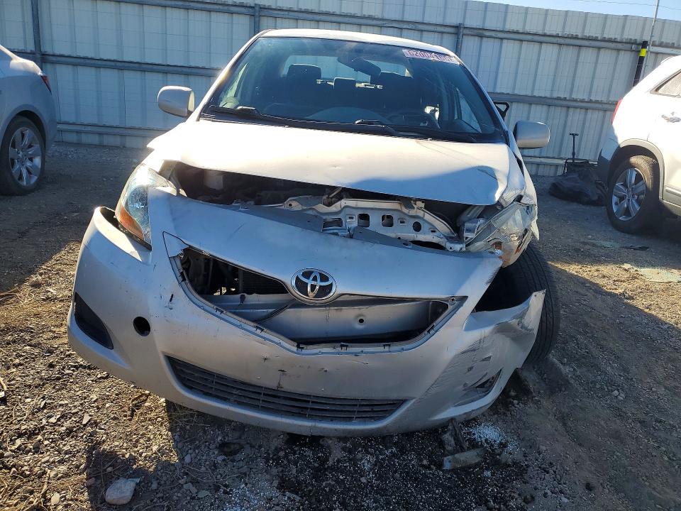 62004166 :رقم المزاد ، JTDBT923981232176 vin ، 2008 Toyota Yaris مزاد بيع