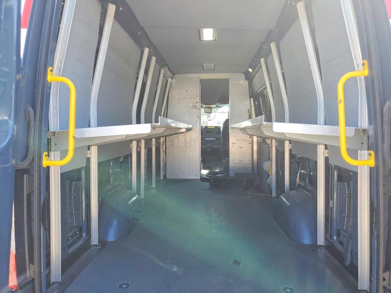 72097206 :رقم المزاد ، WD4PF1CD7KP151936 vin ، 2019 Mercedes-benz Sprinter مزاد بيع