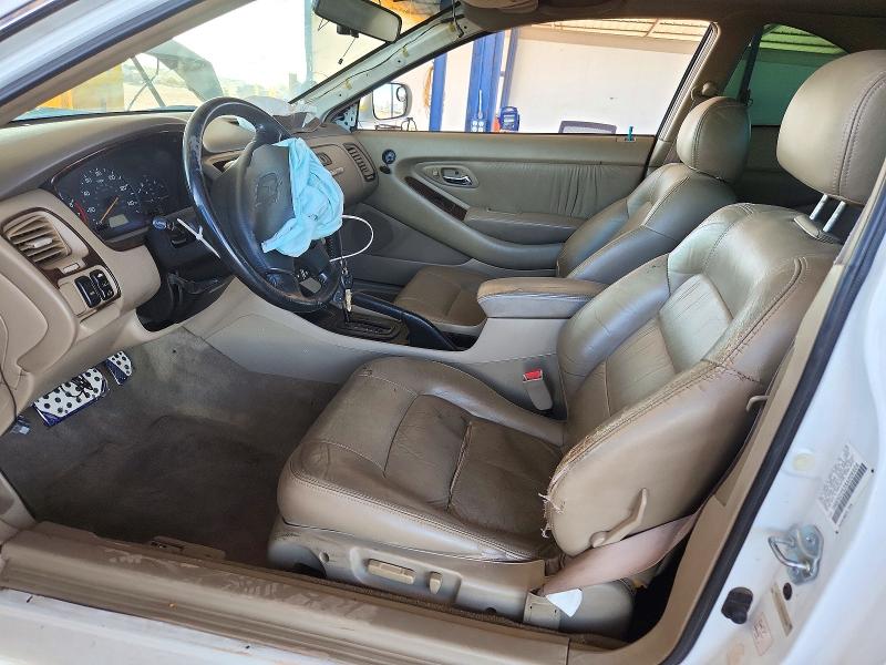 1999 Honda Accord მანქანა იყიდება აუქციონზე, vin: 1HGCG2253XA008404, აუქციონის ნომერი: 72749676